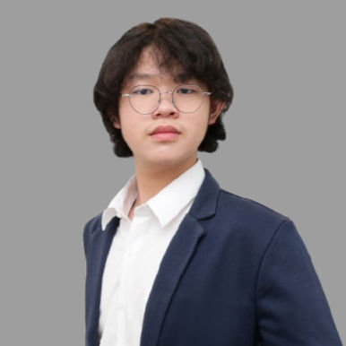 Portrait of Tadeus Gerald Susanto, Digital Media Design alumnus from Raffles Jakarta, featured in an alumni success story highlighting his creative journey and international achievements.