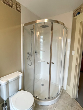 Bathroom Corner Shower