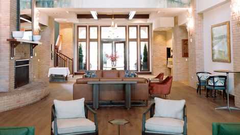 Dolan Construction completed a comprehensive renovation of Money Hill Country Club