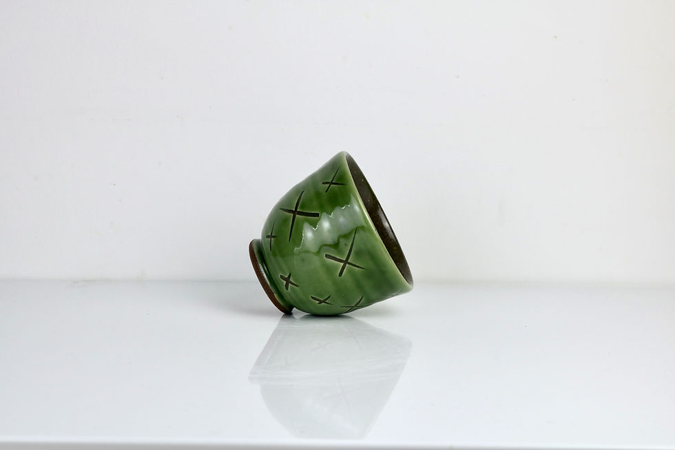 Thumbnail: Cup | H. 8 cm | By Callum Trudgeon