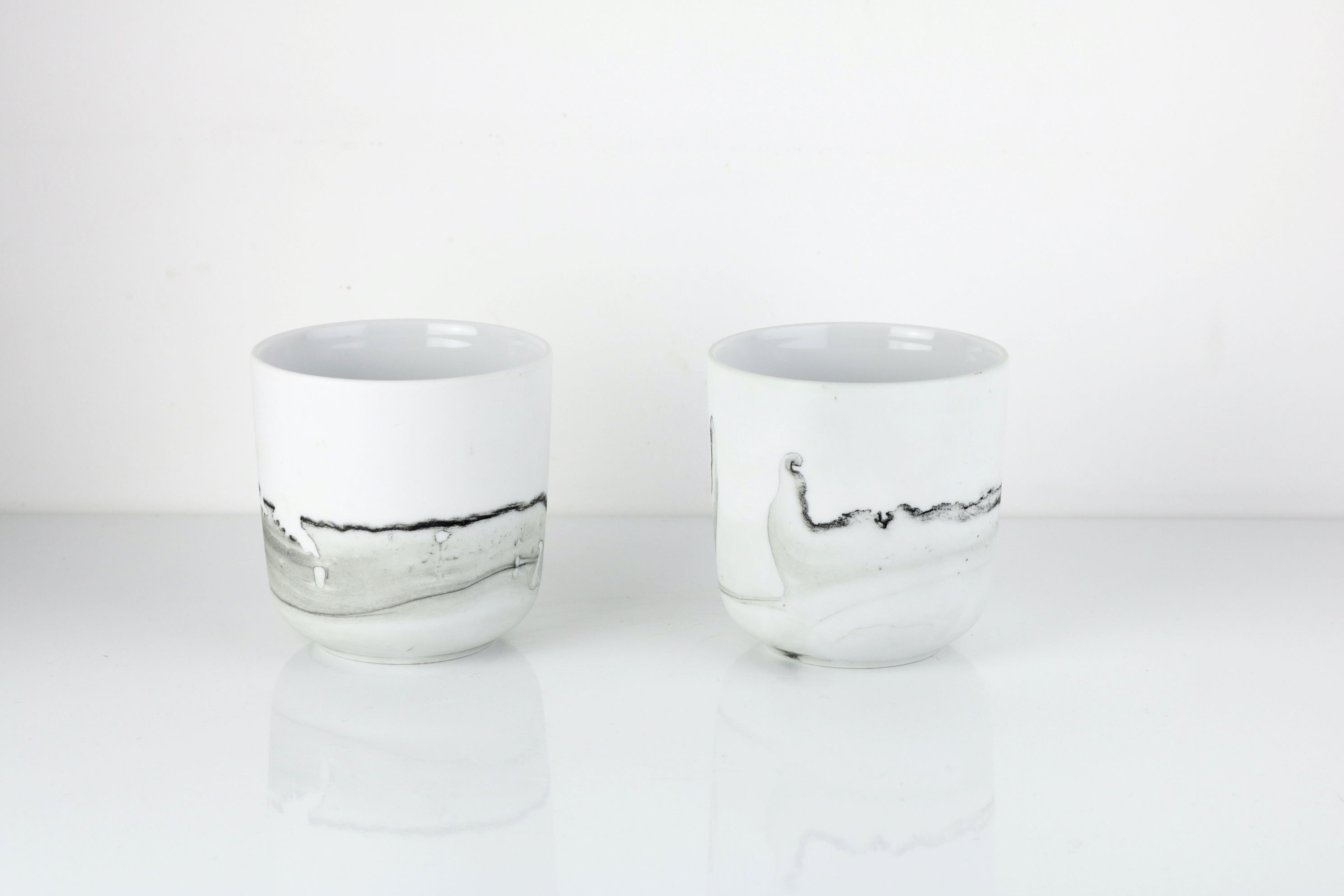 Black Tide Cup, Matt Finish | H. 8 cm | By Anna Badur