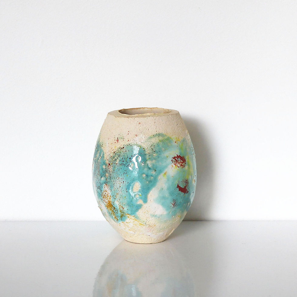 Chalk Stream Vessel 2 | H. 11.5 cm | By Jenni Hicks