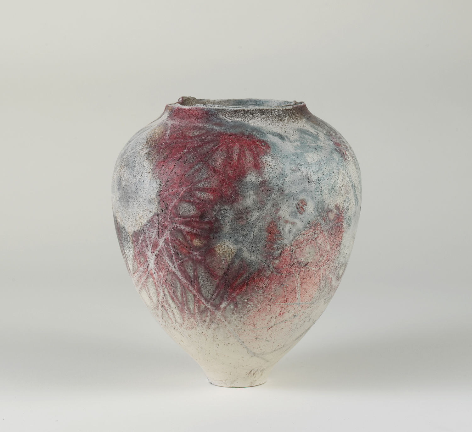 Web | H. 18.5 cm | By Victoria Meadows