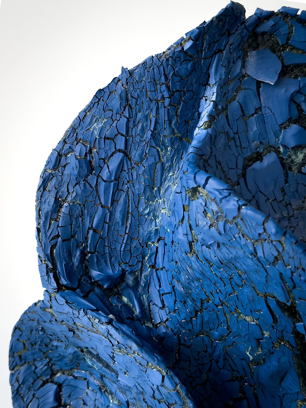 Thumbnail: Blue Abyss | H. 30 cm | By Vânia R. Gonçalves