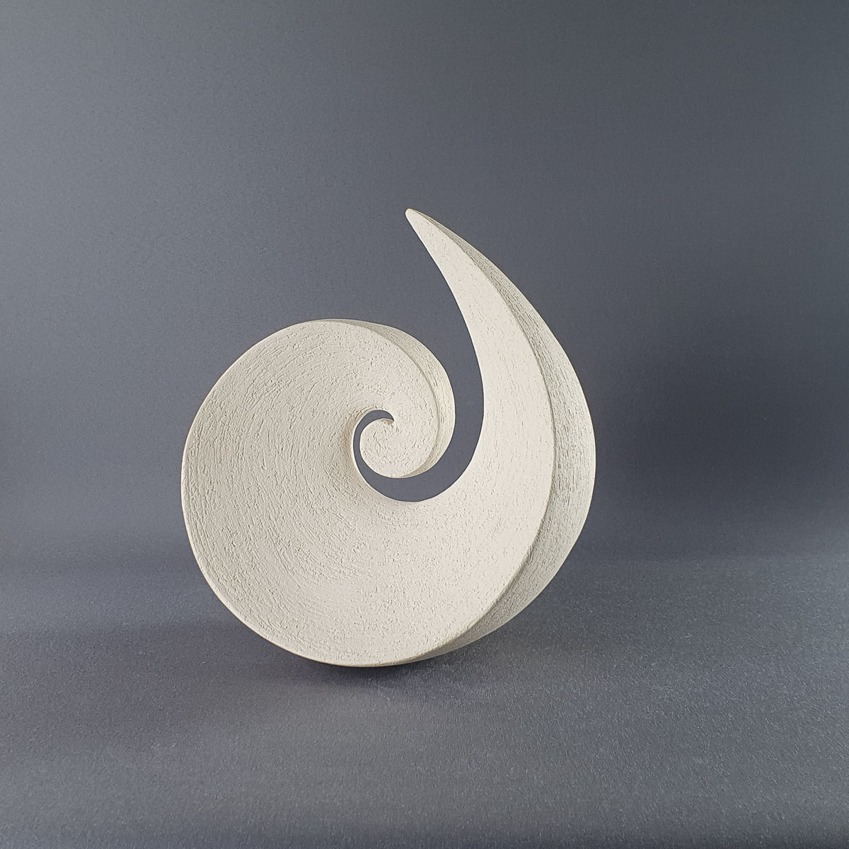 Spiral | H. 18 cm | By Leonie Rutter