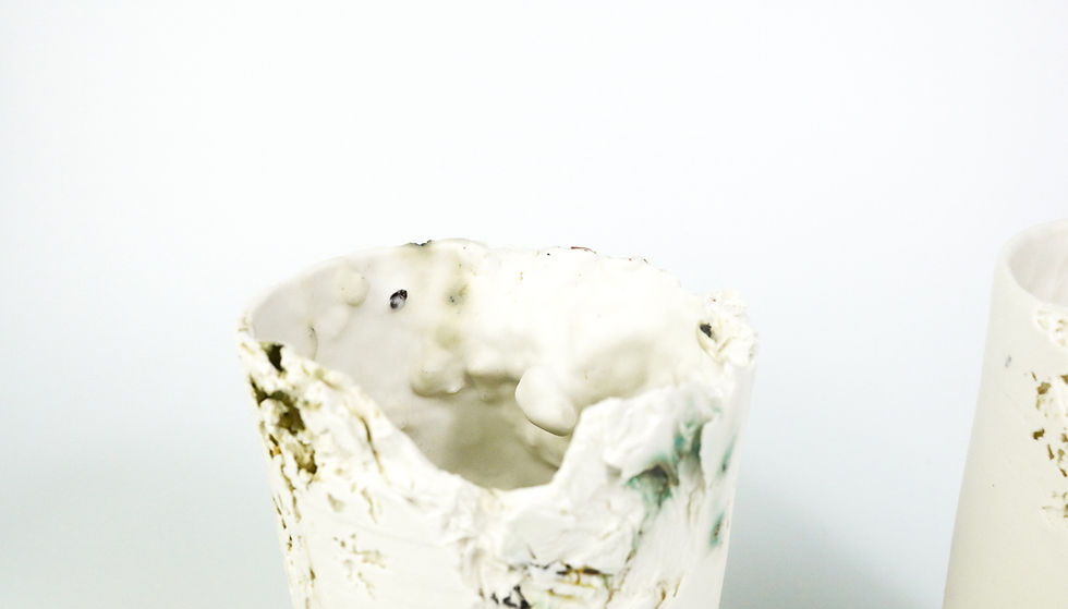Thumbnail: Tapered Vessel II | H. 14 cm | By Sarah Coppard