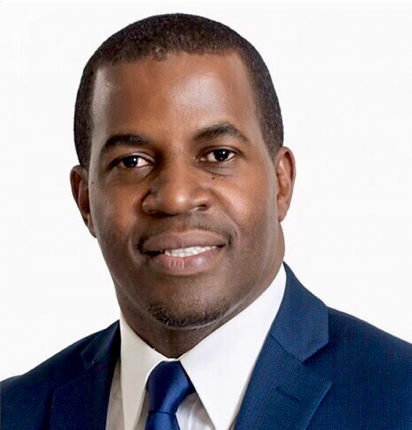 Cecil Wright HeadShot-1.png