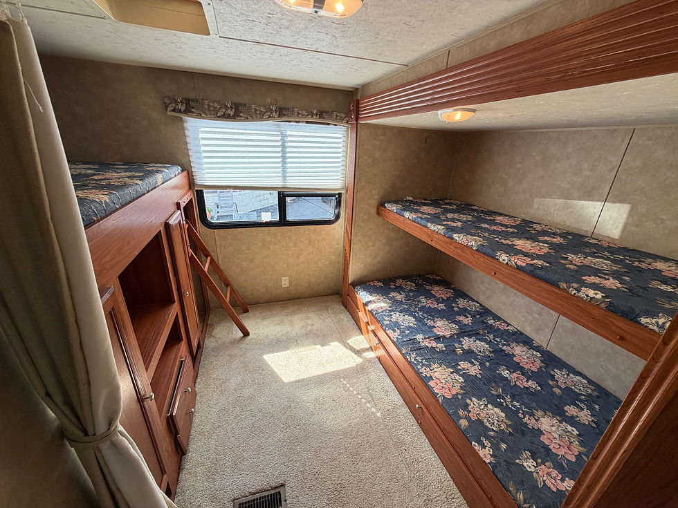 Thumbnail: 2008 Skyline Layton 311 LTB Travel Trailer 