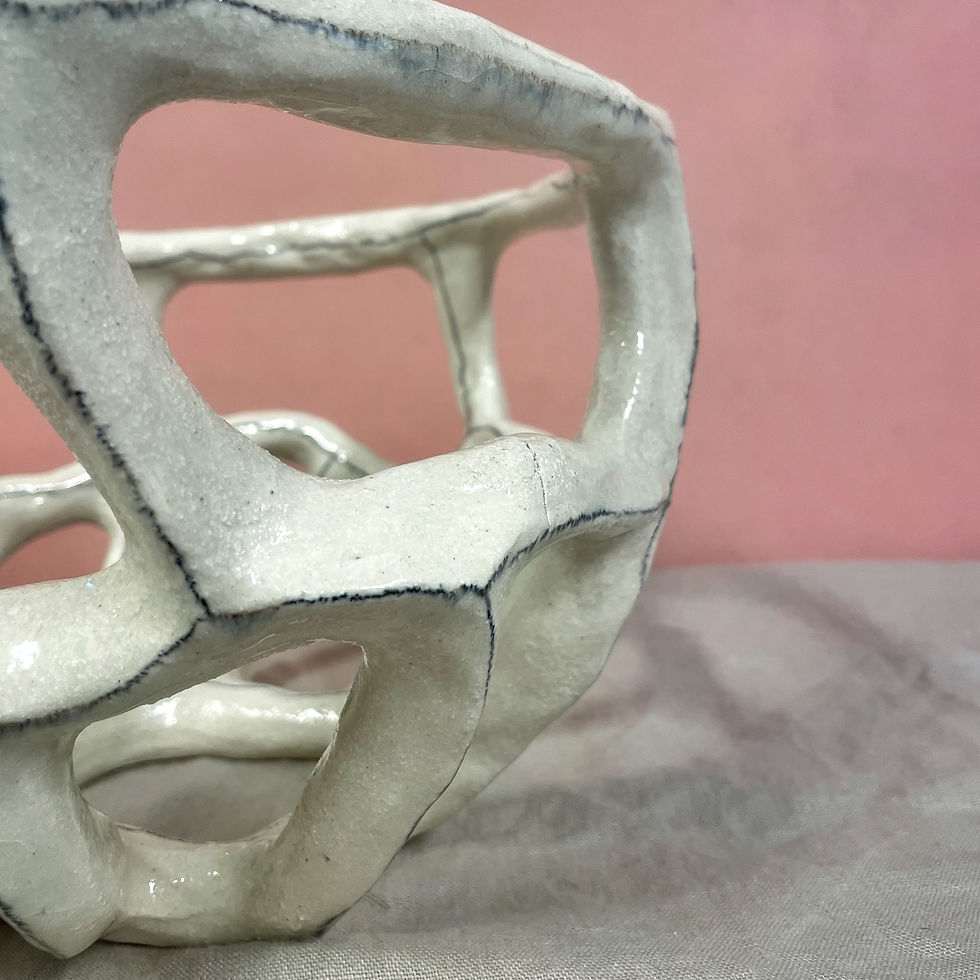 Miniatyrbild: Skulptural skål