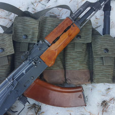 Romanian AKMS with an MS2 chestrig