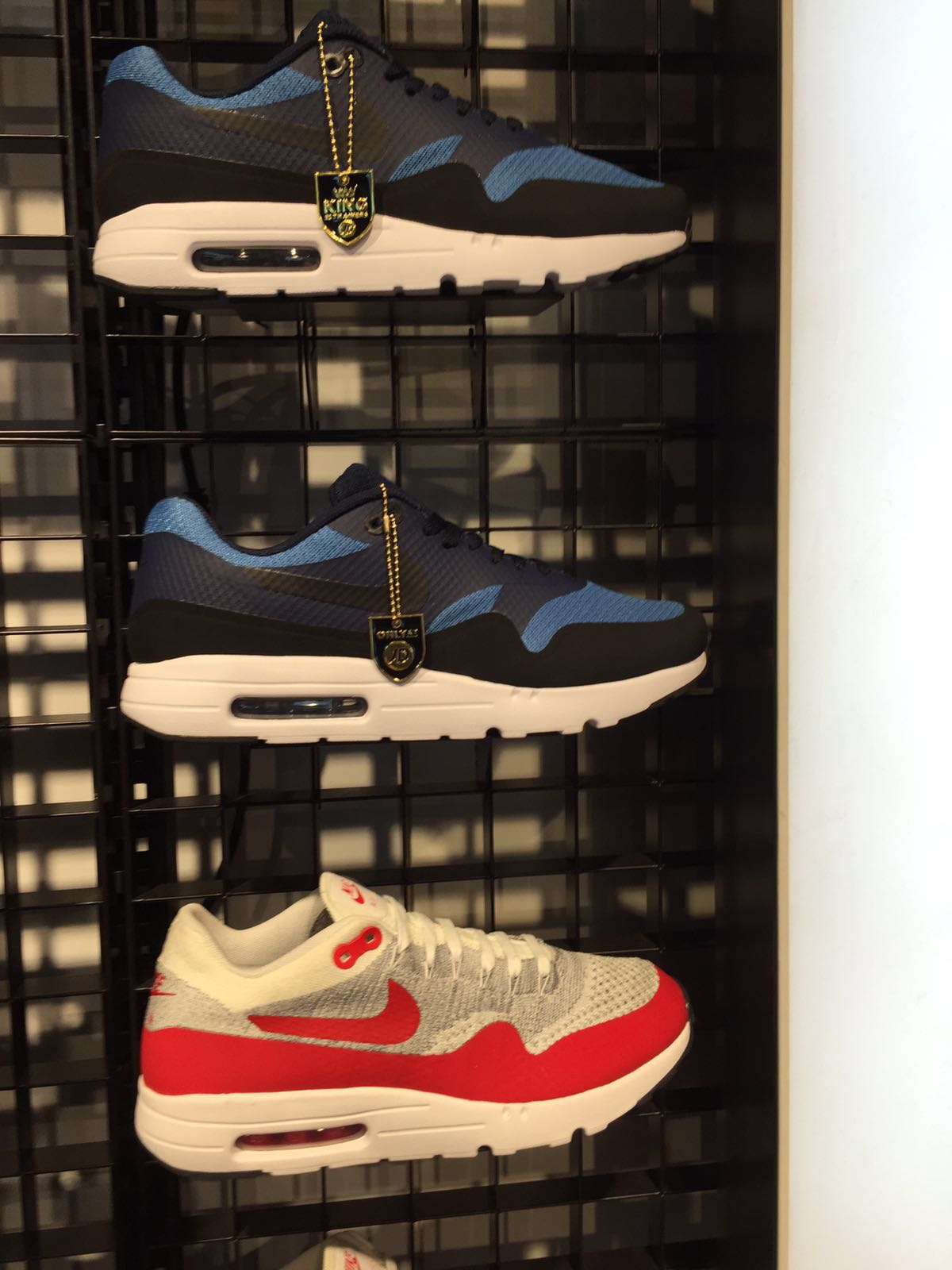 YEEZY 700 V2 STATIC ON FEET REVIEW! WORTH $300