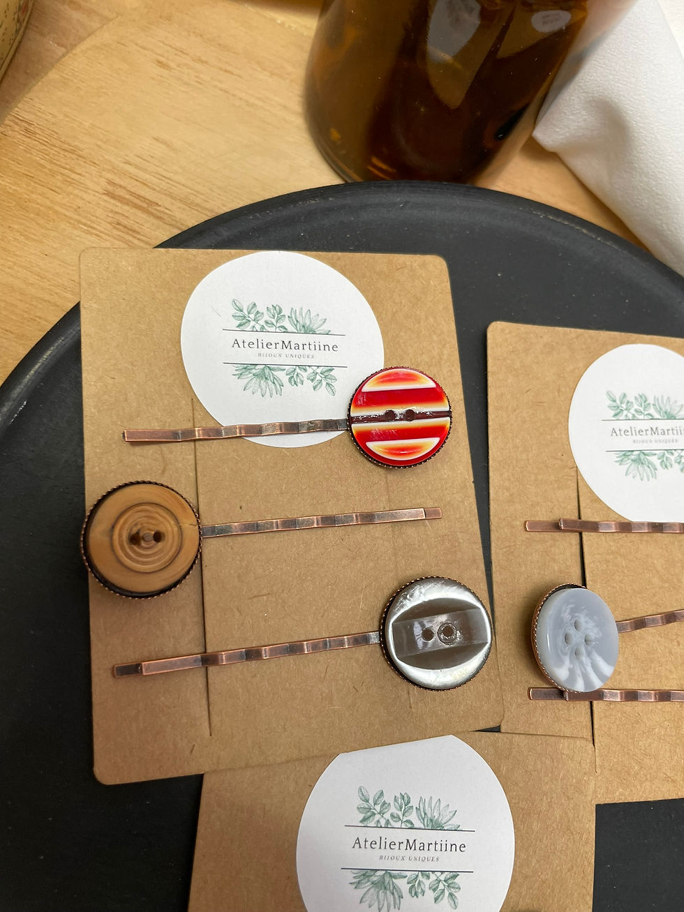 Thumbnail: Trio barrettes boutons