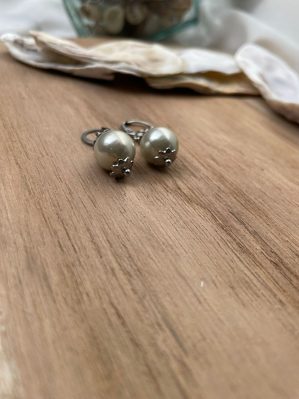 Miniature : Boucles d'oreilles perles blanches