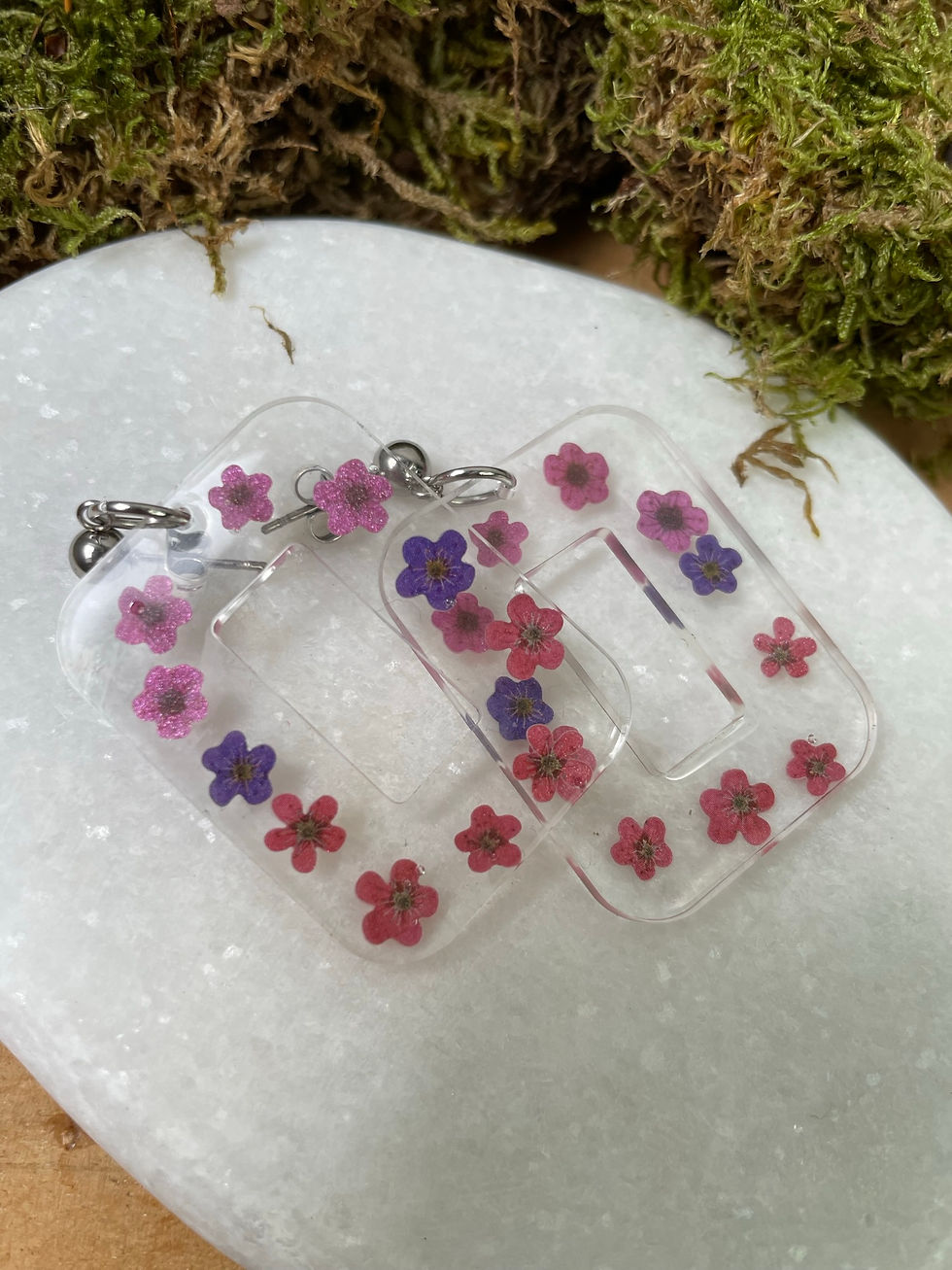 Boucles d'oreilles  rectangle résine et fleurs jaune