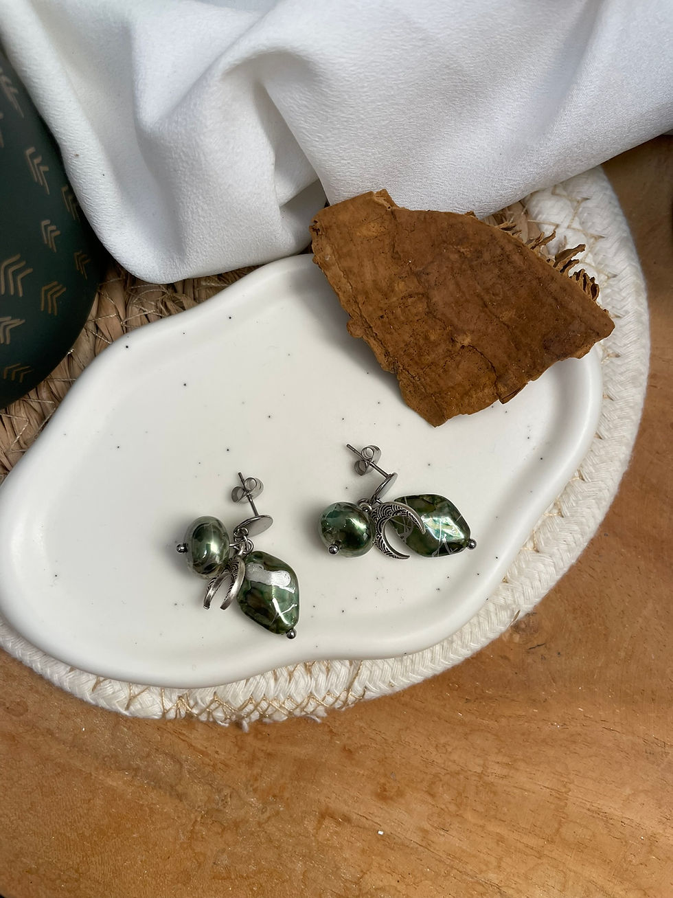 Thumbnail: Pendantes lunes