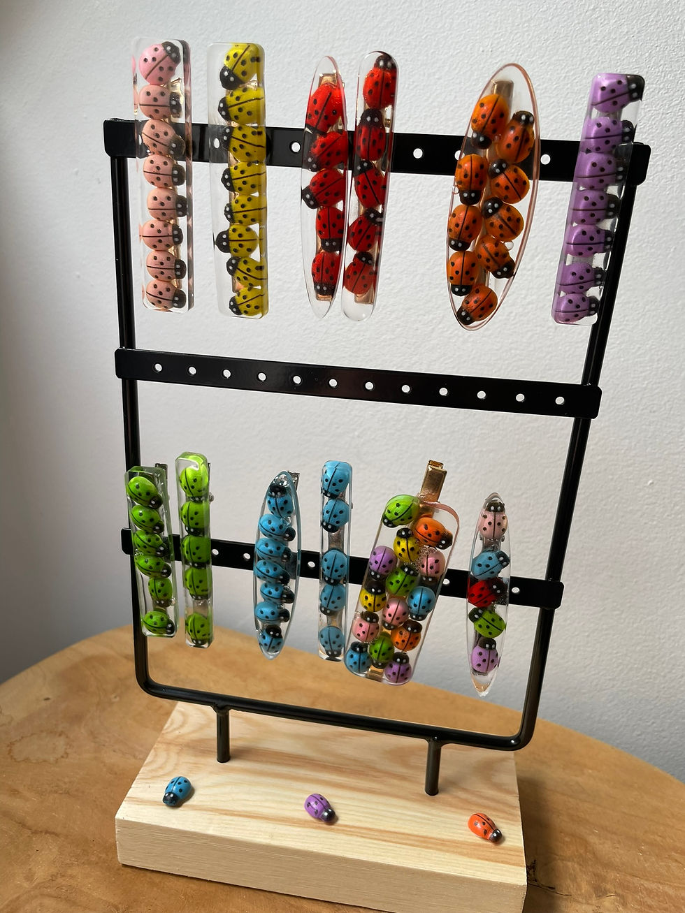 Thumbnail: Barrettes cheveux coccinelles