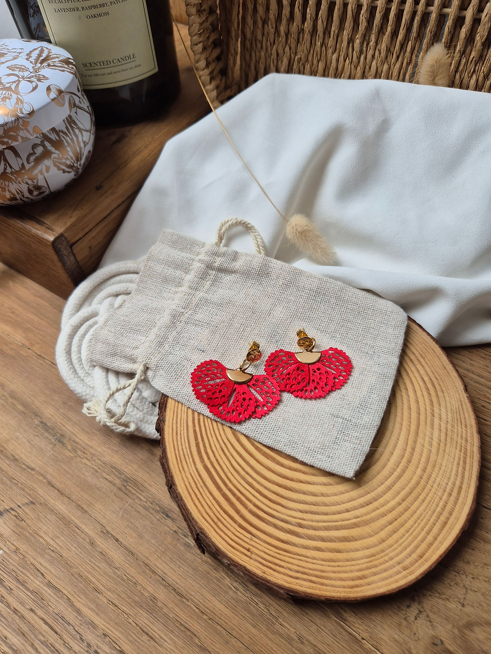 Miniature : Pendantes clous laiton doré x ROUGE