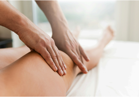 Massagem modeladora vs. drenagem linfática: entenda as diferenças e benefícios