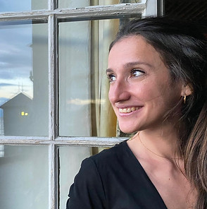 The founder of Soul Breath, Sonia, introducing herself with a warm and welcoming expression, embodying the values of connection and transformation.