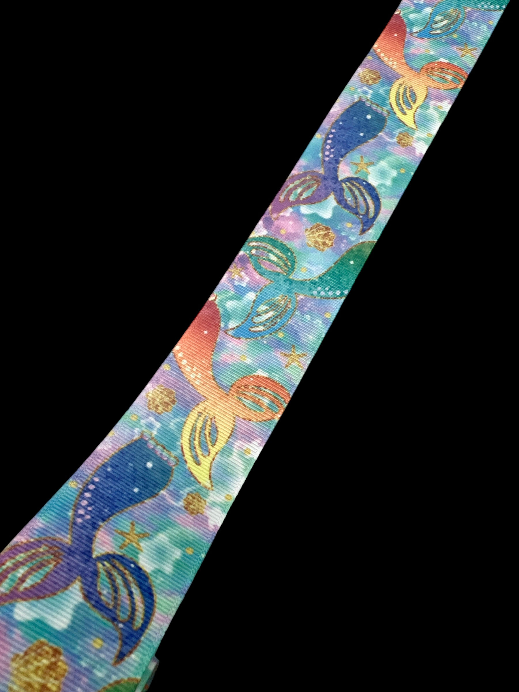 Mermaid design collar