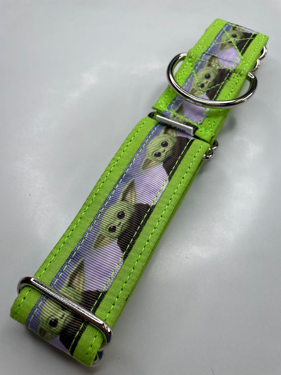 Thumbnail: Baby yoda collar
