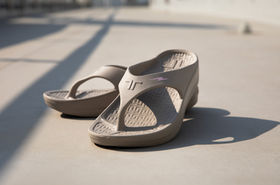 HOME | Lightning Bolt 【ライトニングボルト】