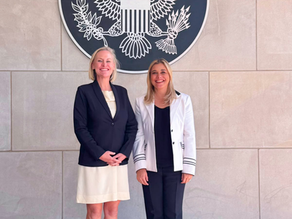 Maru Campos se reúne con la cónsul general de los Estados Unidos en Ciudad Juárez.