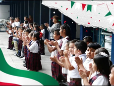 ¿Hay clases el 15 de septiembre?