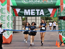 Celebra Upnech su 15 aniversario con carrera conmemorativa