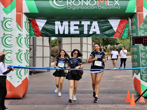 Celebra Upnech su 15 aniversario con carrera conmemorativa