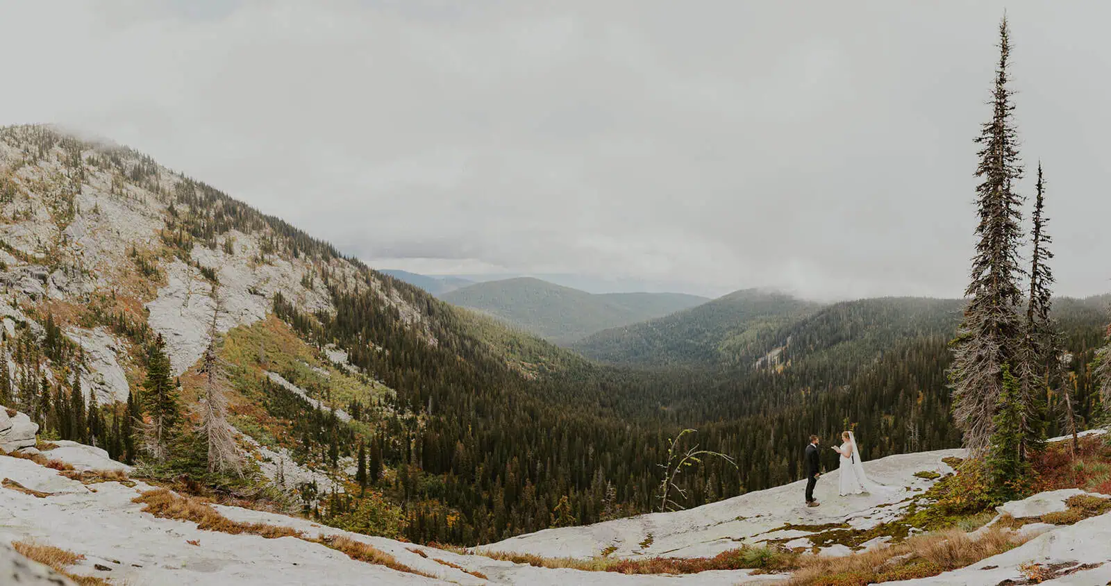 private vows at mountain overlook in north idaho