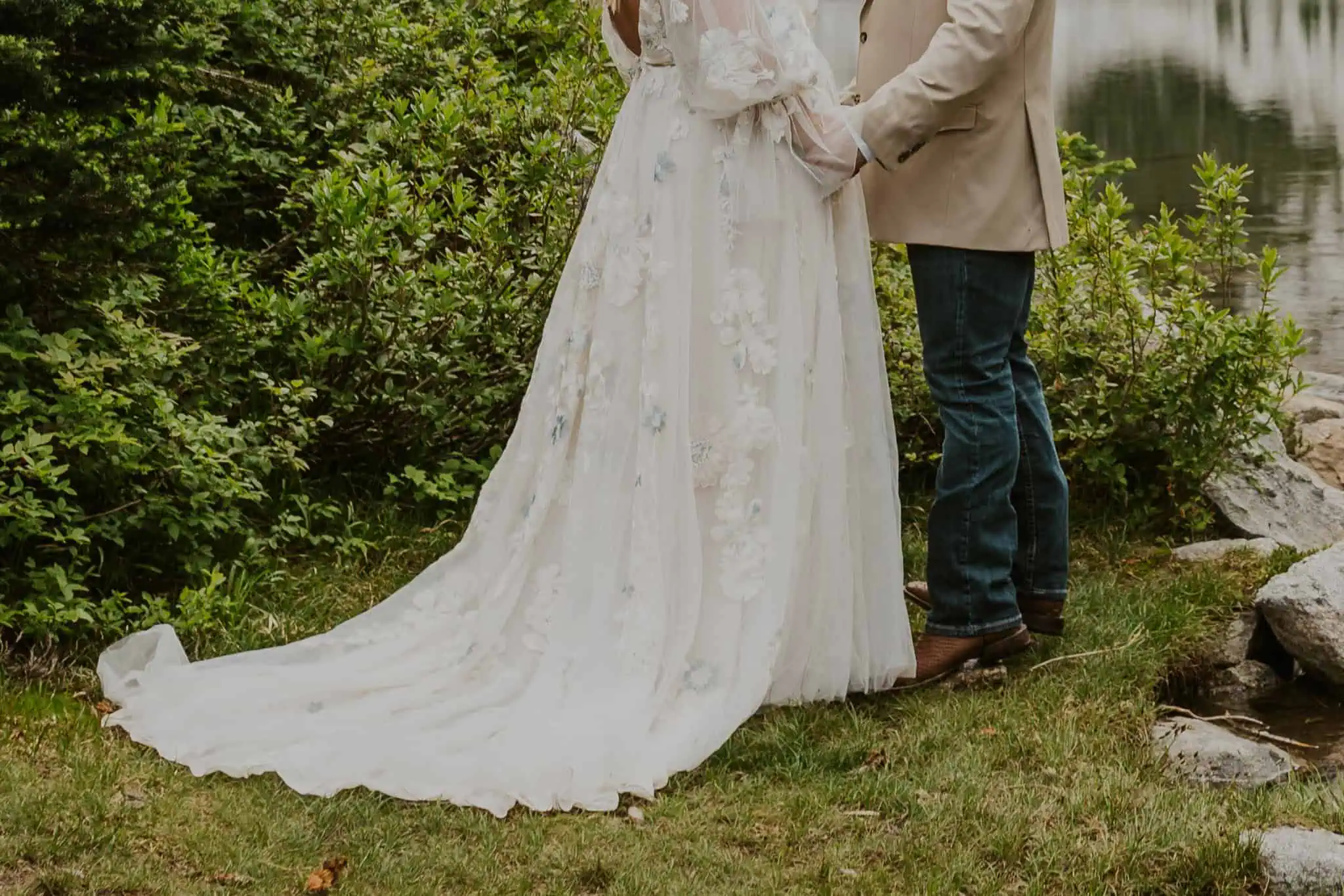 bride and groom first look in the mountains