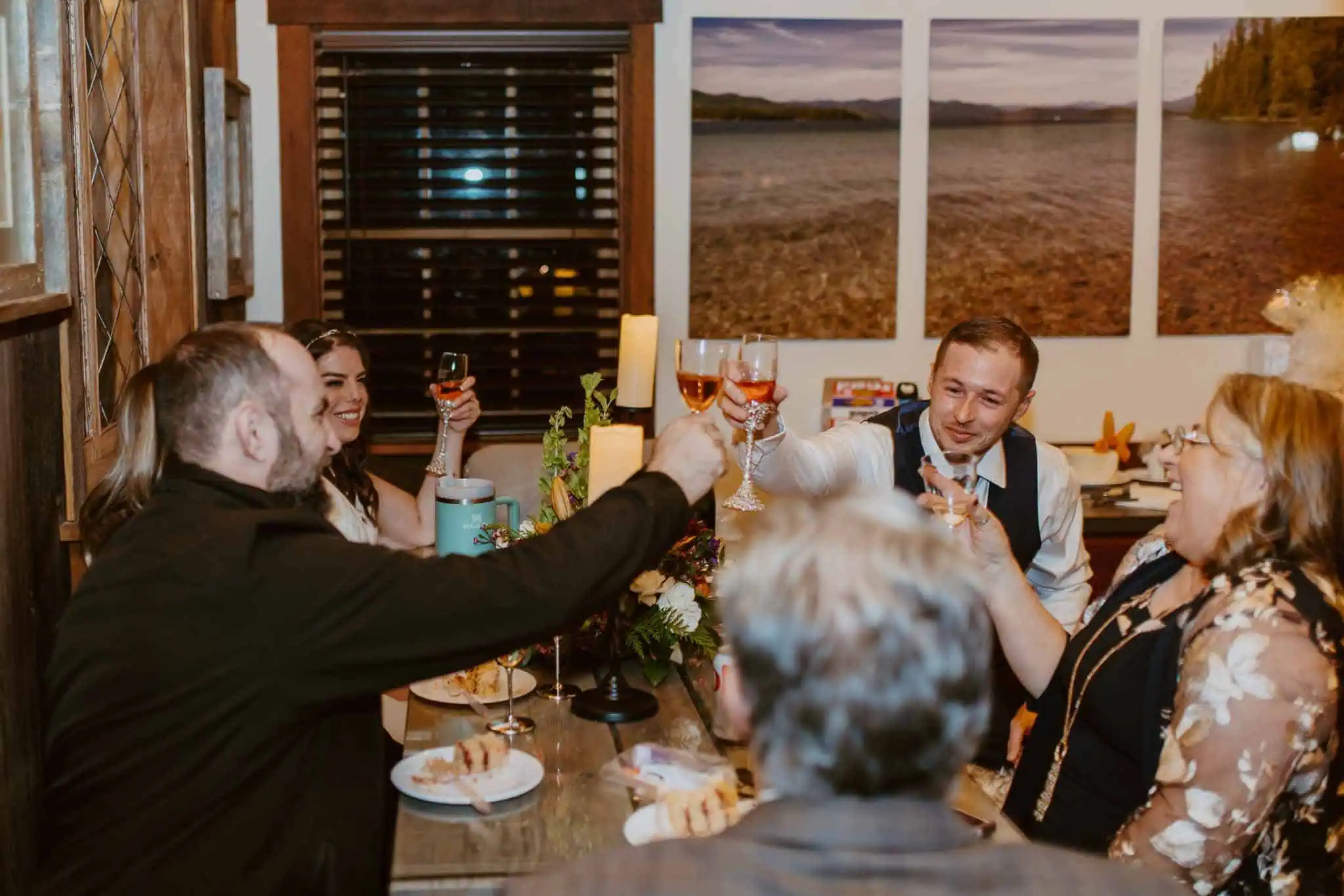 elopement dinner with toasts