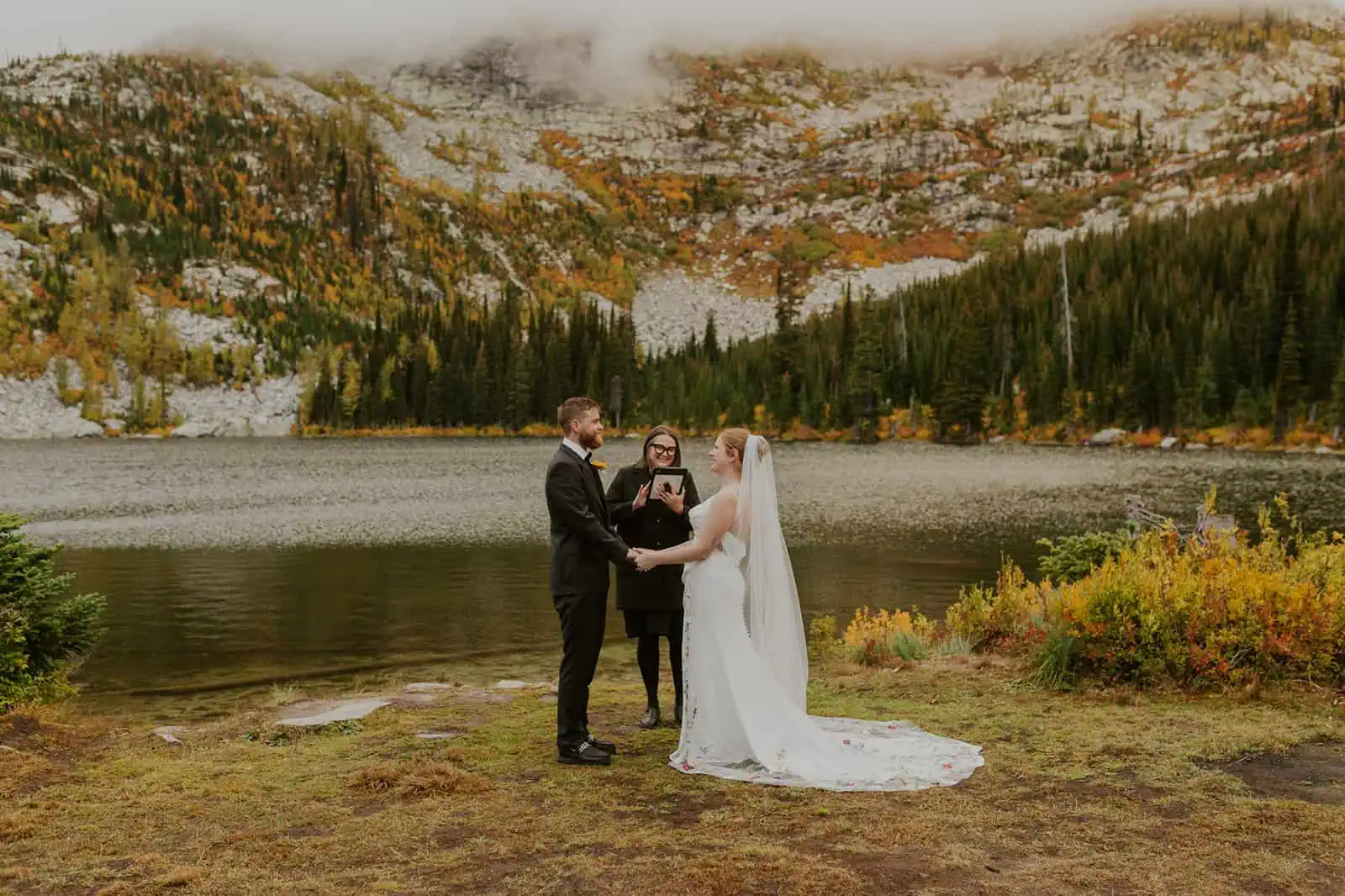 fall mountain elopement in north idaho