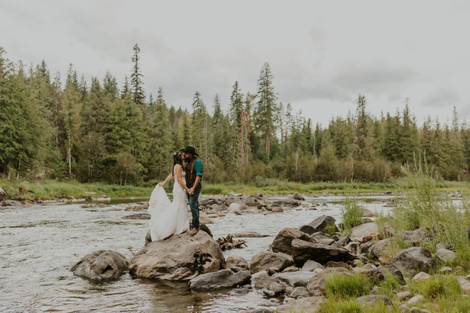 elopement on a river in idaho