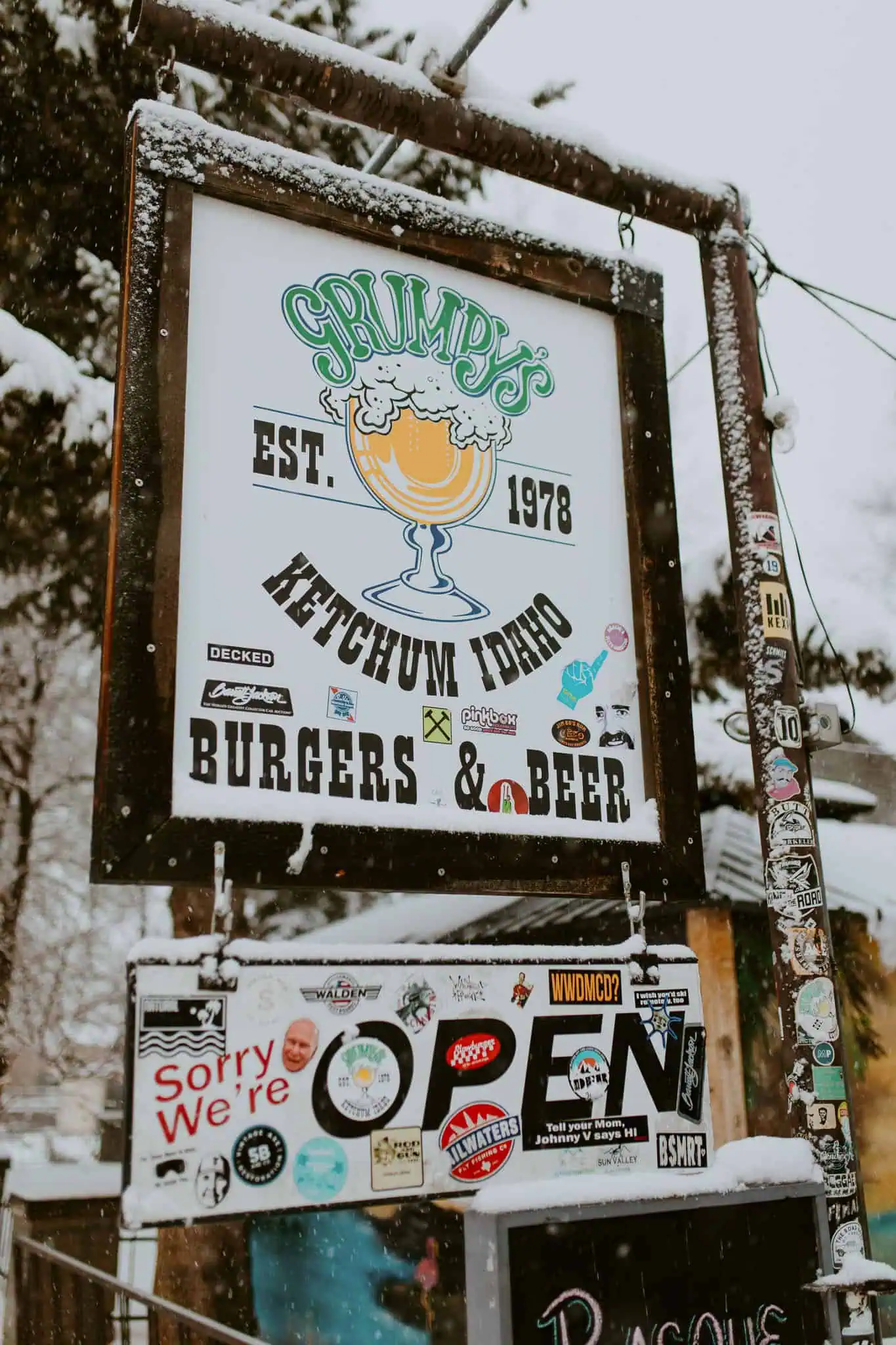 grumpy's restaurant sign in ketchum idaho