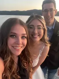 client selfie with photographer