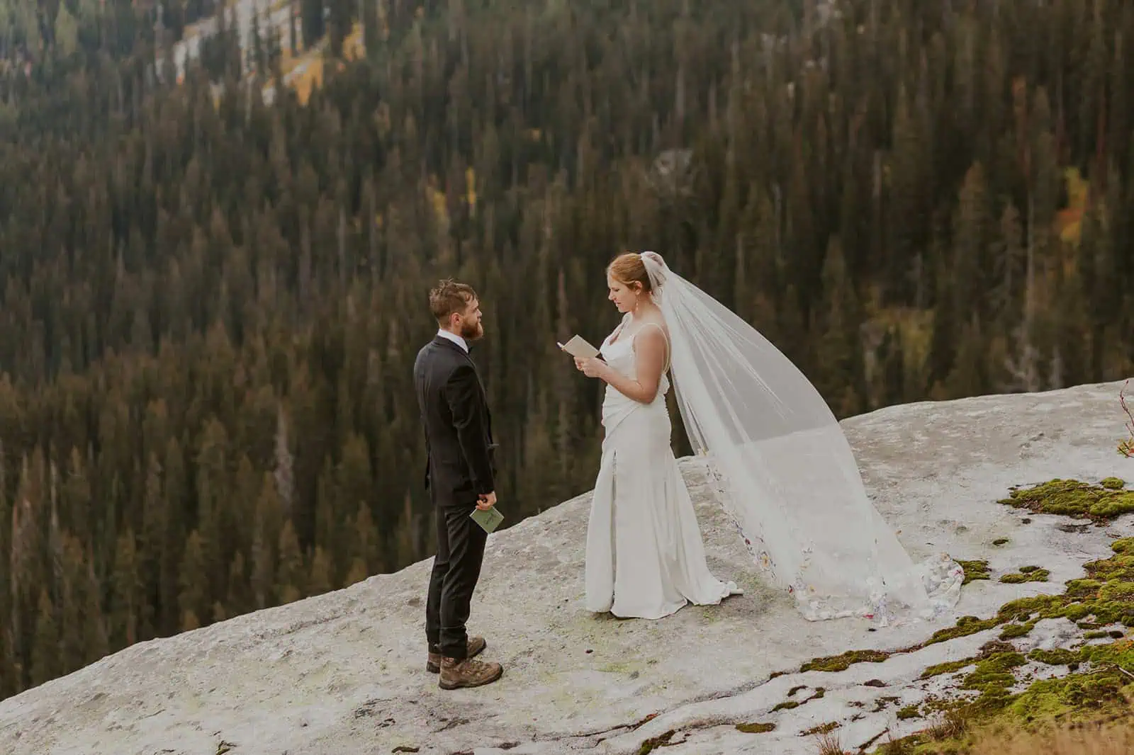 private vows at mountain overlook in north idaho