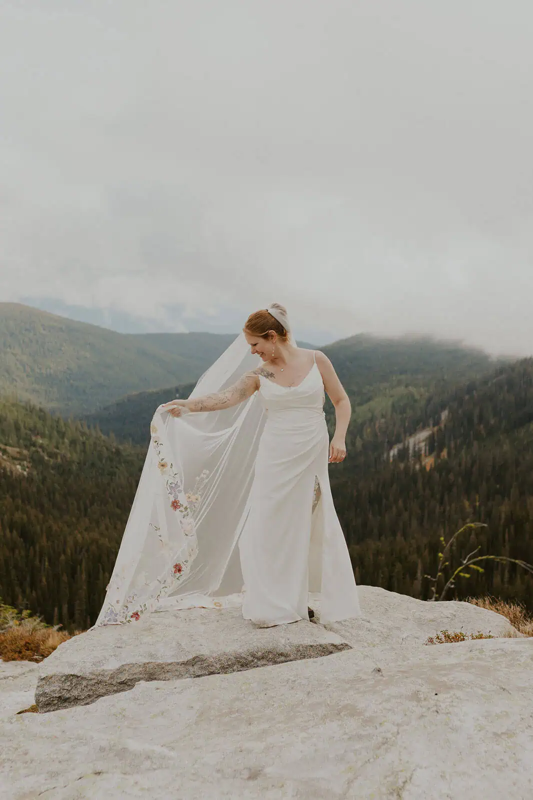 elopement photos at scenic mountain overlook in idaho