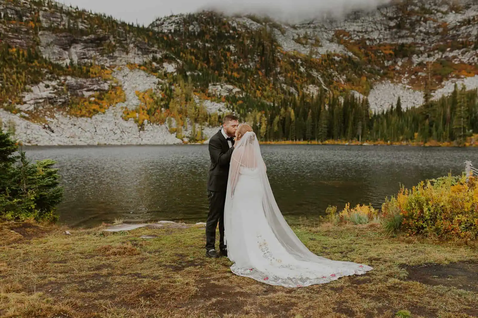 fall mountain elopement in north idaho