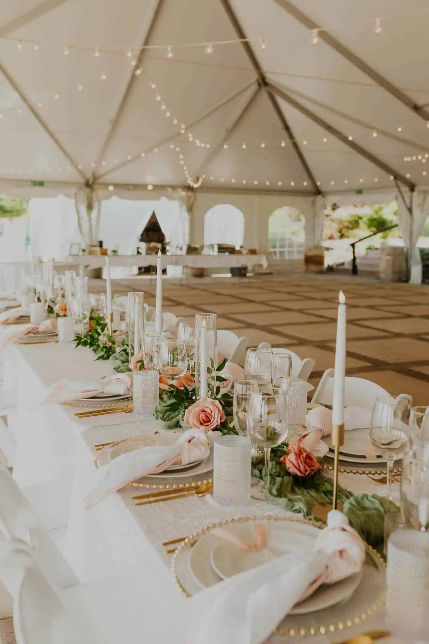 pink and green reception table decor