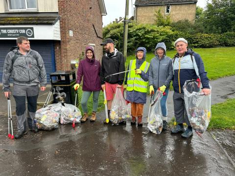 litter picking group
