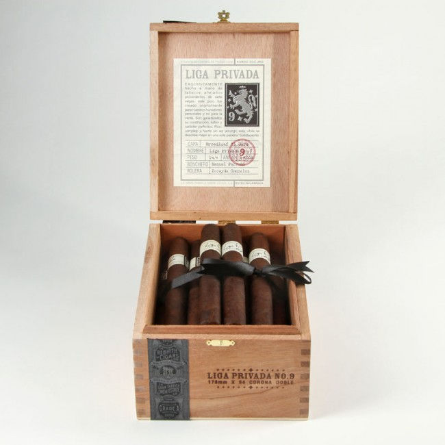 Thumbnail: Drew Estate Liga Privada No. 9 Corona Double