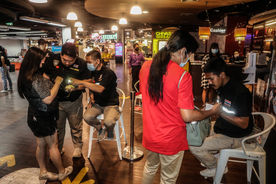 คอนเสิร์ต มหาหิงค์ รวมโชคคาเฟ่WEB_4.jpg