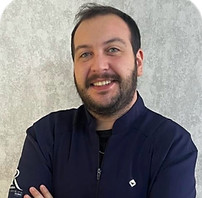 Dr. Lucas especialista em Clínica Geral