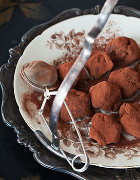 Dusting Truffles
