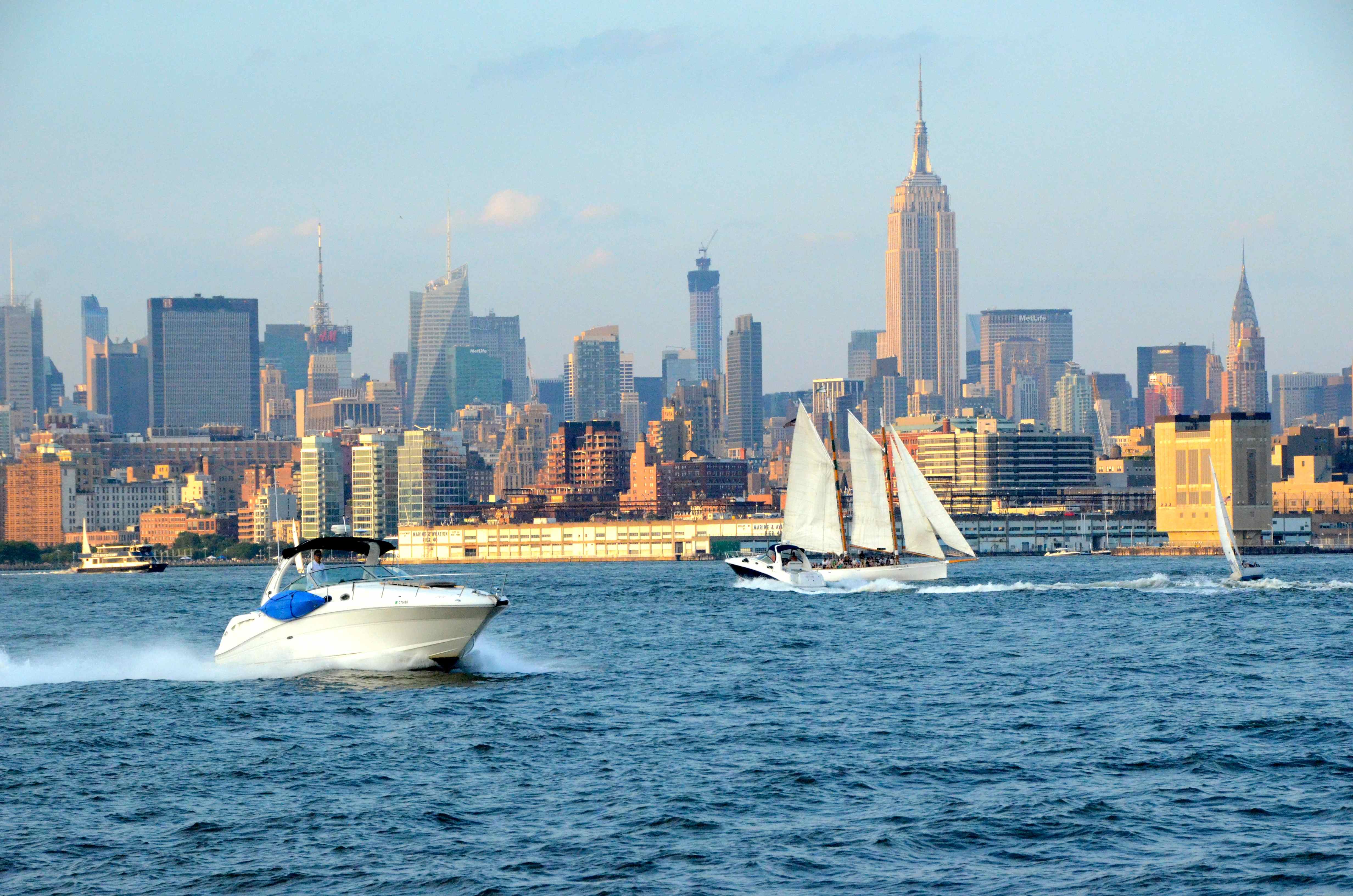 Yacht and Boat Charters with Captain New York Harbor Private