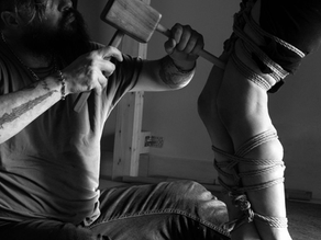 VersusRopes:  Bamboo inside the tie