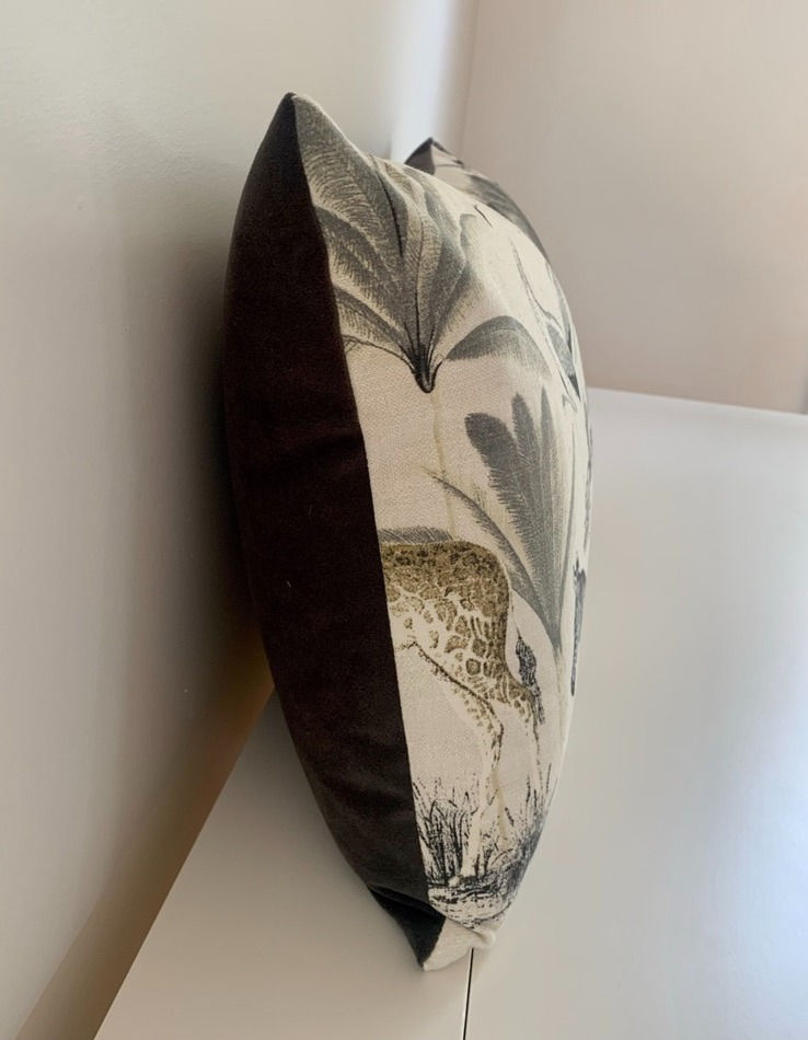 Thumbnail: Safari Cushion