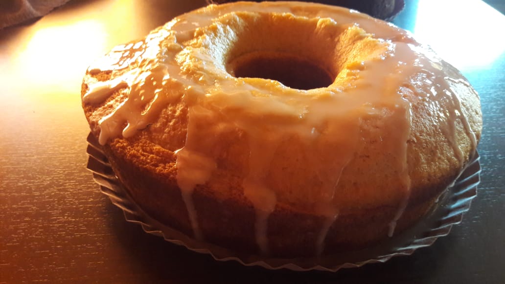 #Funes: A causa de la pandemia comenzó a vender tortas materas